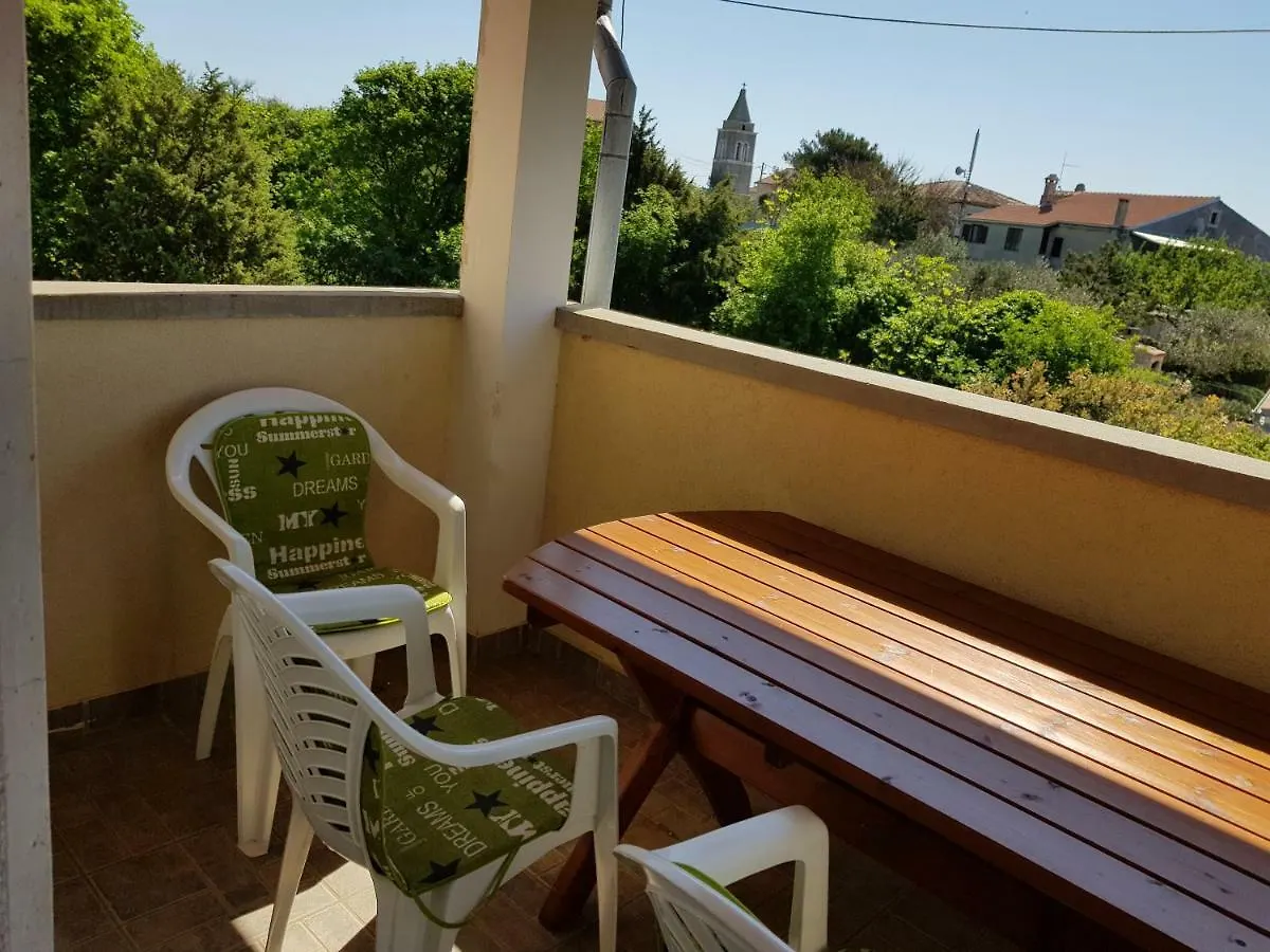 Holiday home Apartment In Family House With Roses And Olive Tree Garden Croatia